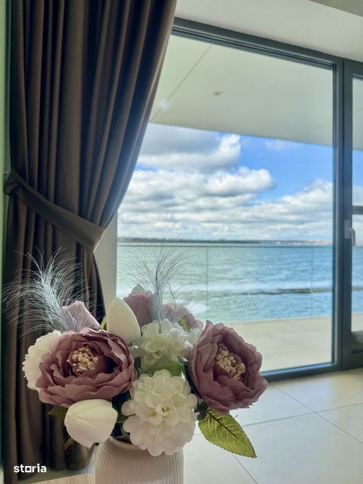 Inchiriez ap2 cam termen scurt in Mamaia Zona Cazino-Tudors Residence