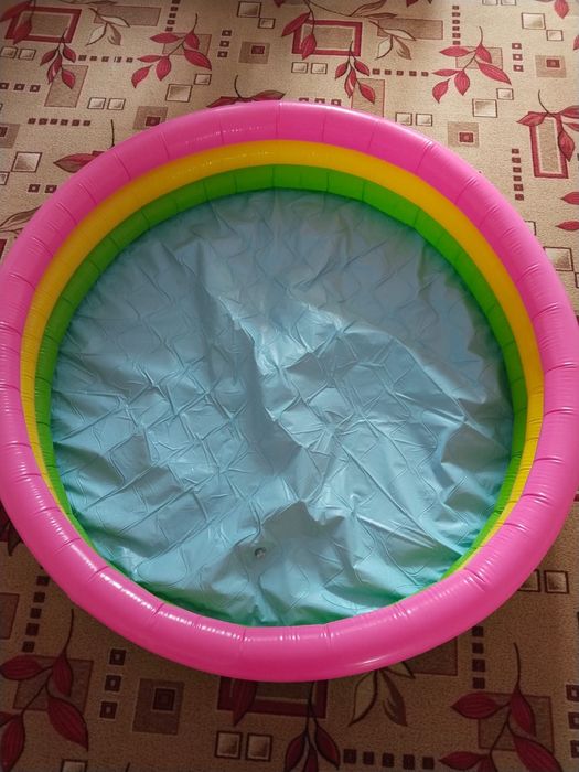 Продам надувной босейн