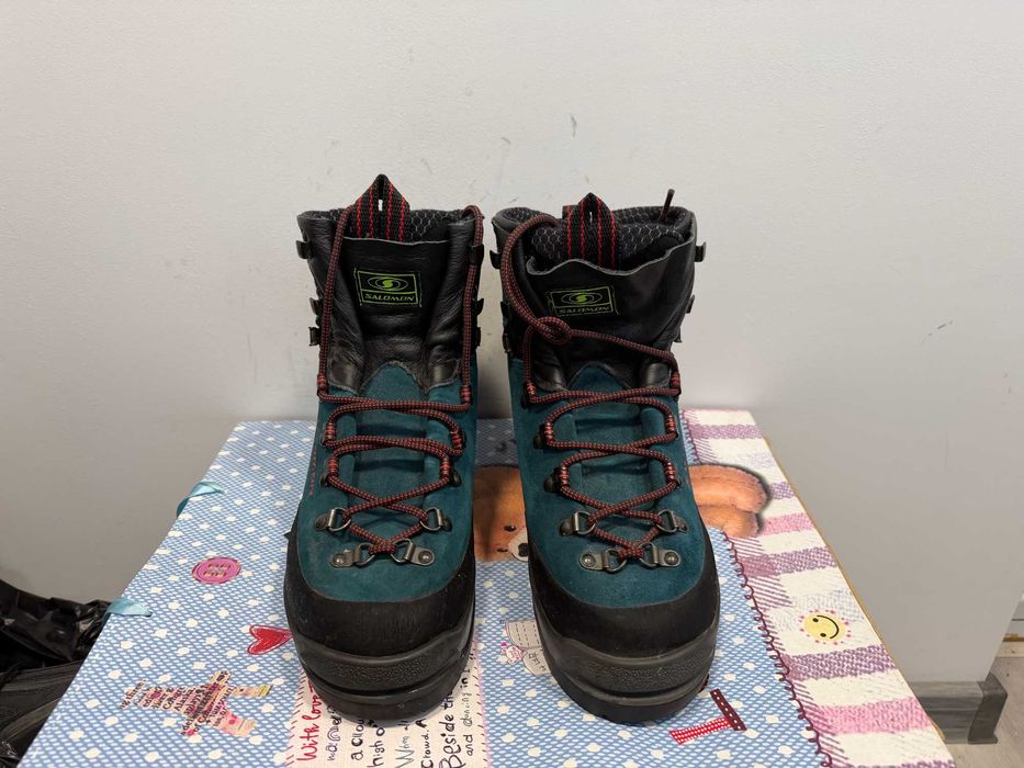 ''Salomon Super Mountain''оригинални дамски зимни боти 40 номер