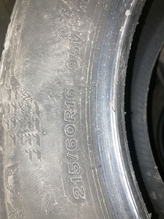 Anvelope Bridegestone 4 buc 215/60 R 16 Dot 2022