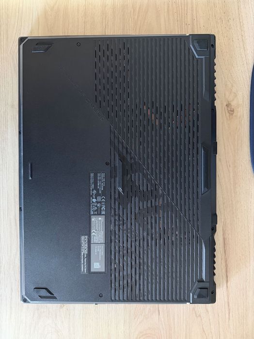 Asus Rog Strix G17 i7-10750H GTX 1660Ti