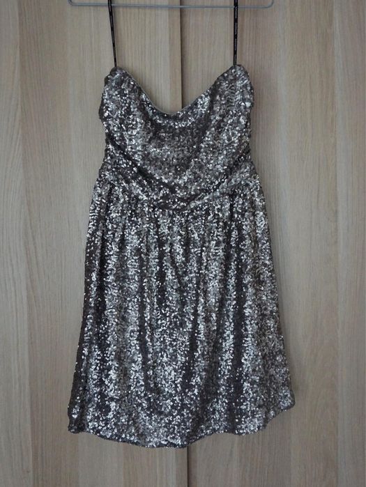 Нова рокля Morgan