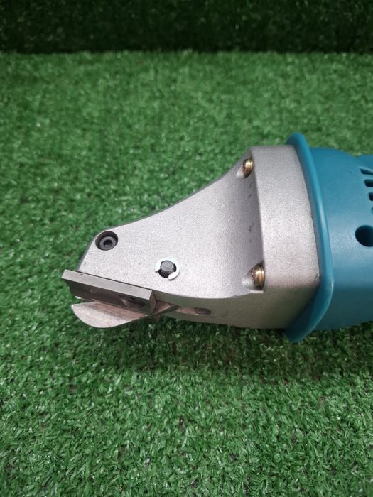Ножица за ламарина Makita JS1660