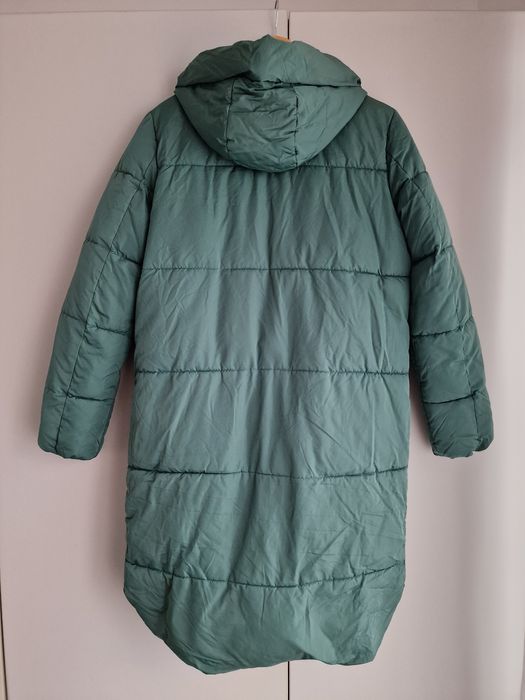 Geaca de iarna Reserved (S / 36) - purtata doar de câteva ori