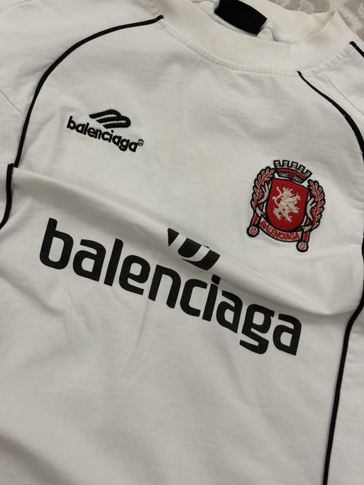 Футболка Balenciaga