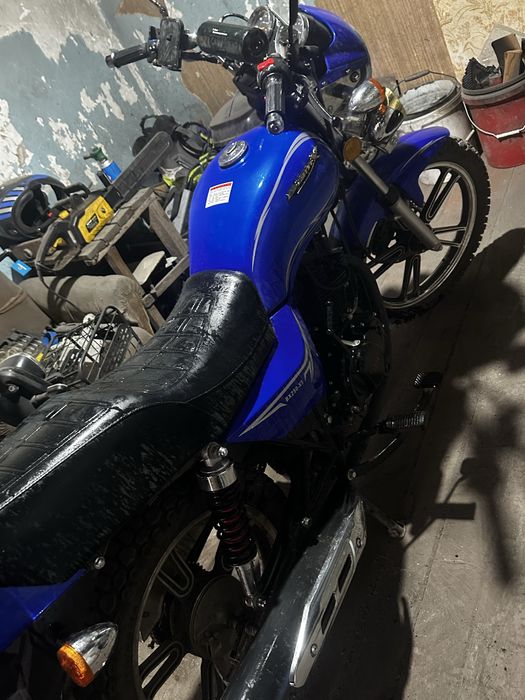 Продам мотоцыкал 250 кубов