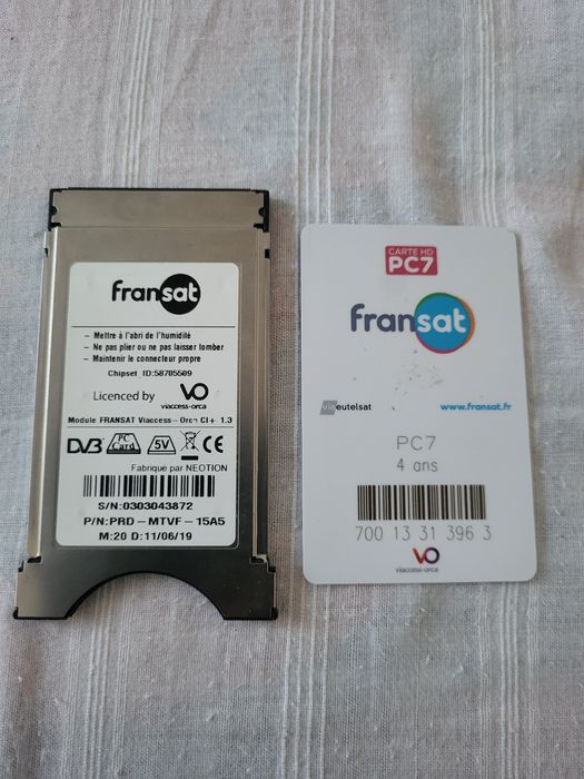 Modul de acces condiționat (CAM) cu cartela pentru satelit Eutelsat 5V