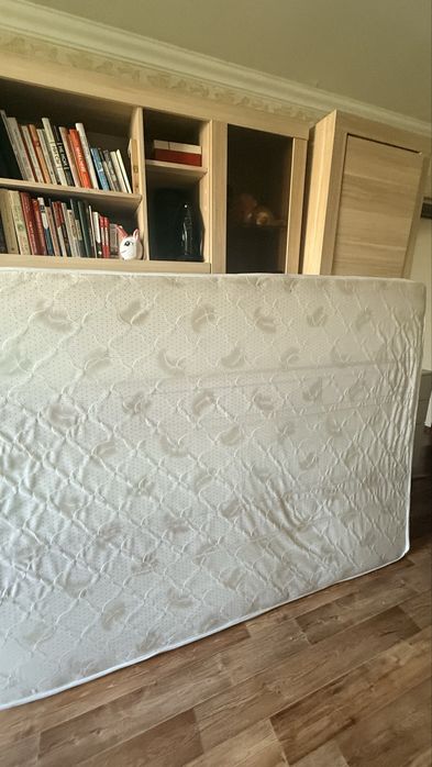 Продам матрас срочно полуторка