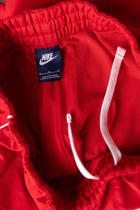 Pantaloni scurți Nike roșii bărbați mărimea M