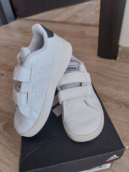 Детски маратонки на адидас