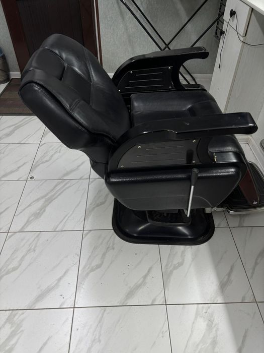 Кресло порихмахерское