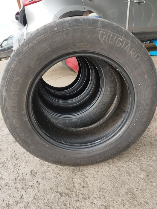 Джанти ,,BORBET" 17 цола 5×114,3 и гуми,, VREDESTEIN" 225 65 17