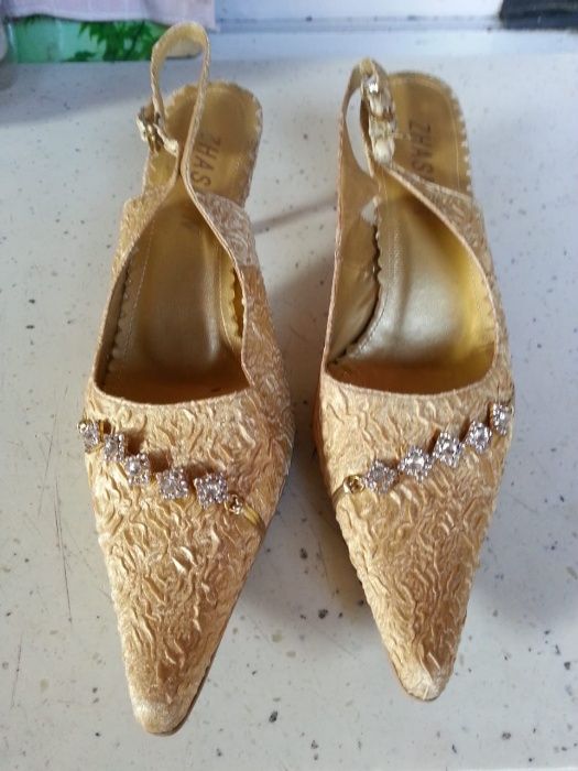 туфли женские нарядные