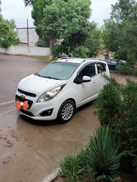 Avtomobil Chevrolet Spark