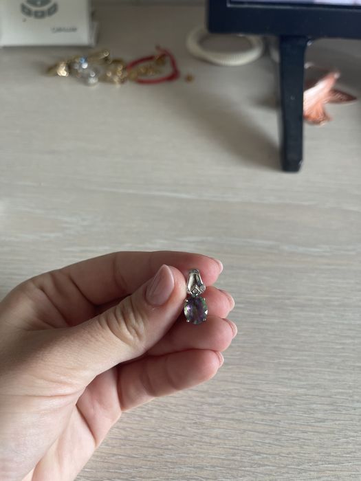 Pandantiv aur alb 14k cu mistic topaz