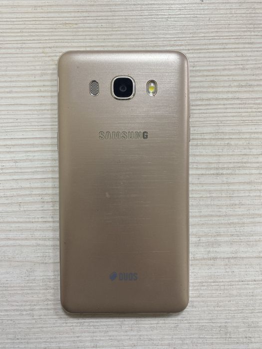 Продаю Samsung Galaxy A3