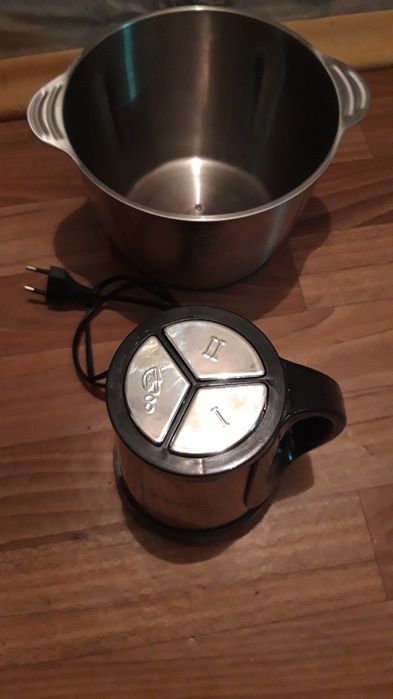 Блендер для взбивания.