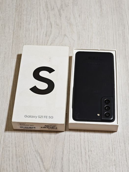 Samsung S21 FE 256 gb Ram 8 5G EAC