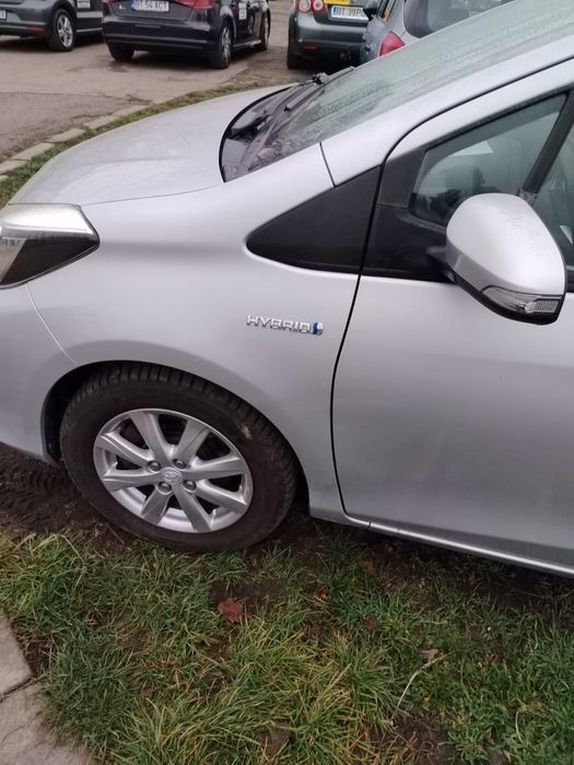 Toyota Yaris 1,5 Hybrid ,an 2013,Automata