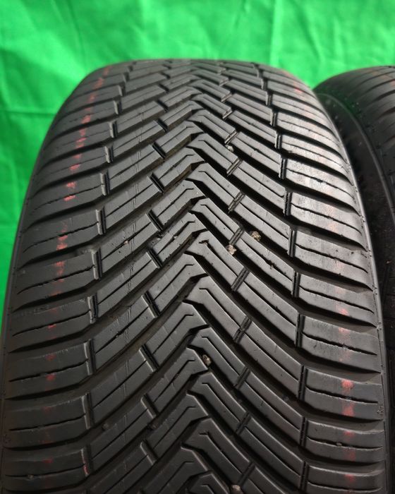 235/50R19 Continental 2023 7,74-7,14mm allseason