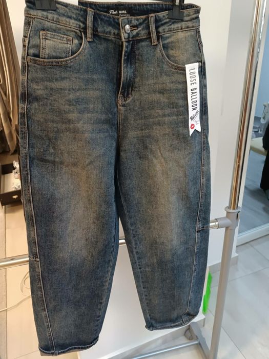 Blugi pentru femei stil banana