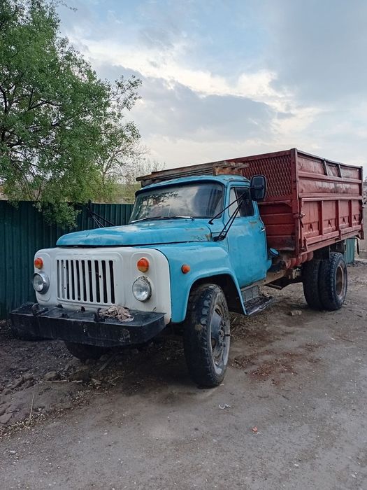 Газ 53 келишилган нархда тезда сотилади