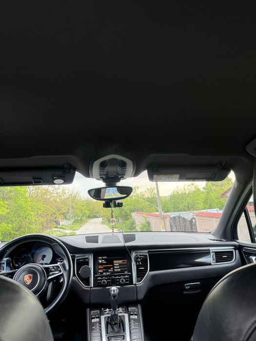 Porsche Macan 2015