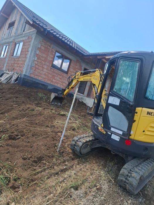 Miniexcavator Bobcat Miniîncarcător  Mini excavator  demolări  moloz