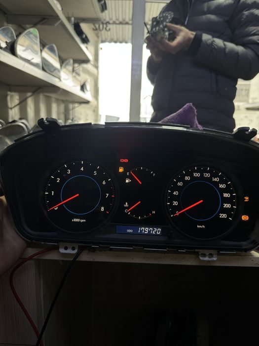 Epika tosca tablo sotiladi