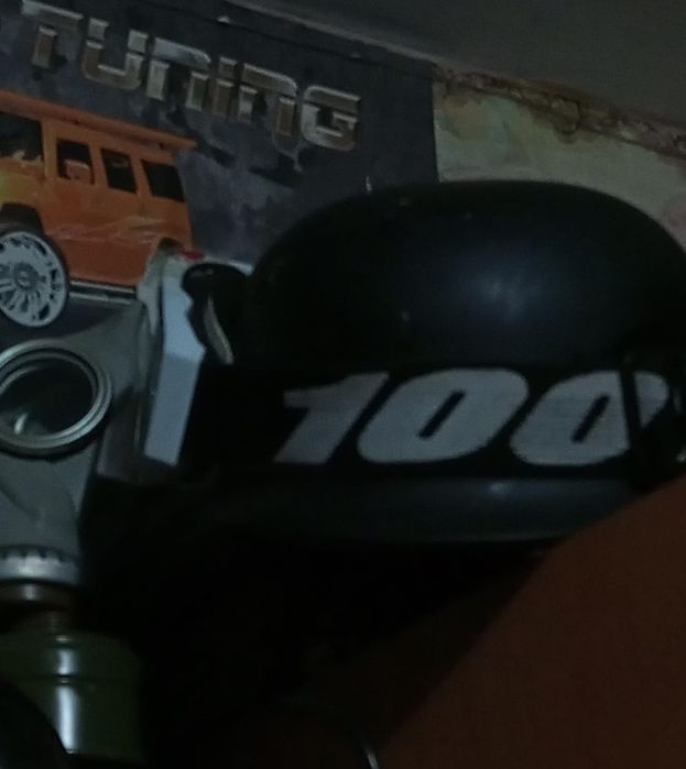 Каска на мопед ..