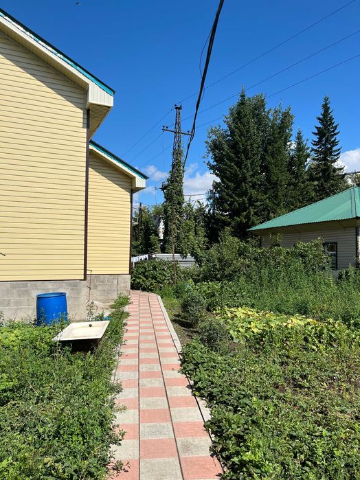 Продам коттедж с бизнесем