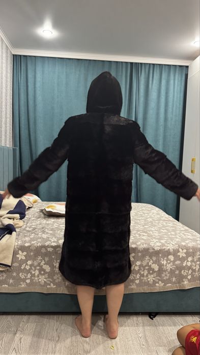 продам норковую шубу