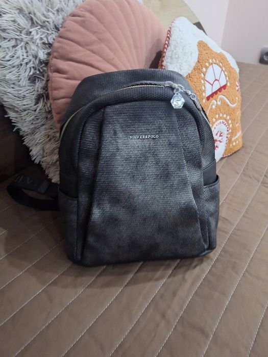 Дамска раница на SILVER & POLO 45лв