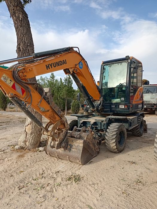 Услуги экскаватора