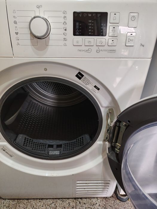 Uscător de rufe Whirlpool