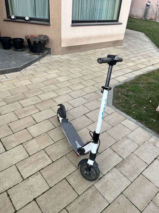 trotineta e-twow booster es