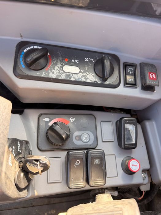 De Vanzare Escavator Kubota de8,5T an 2023 3 cupe Clima