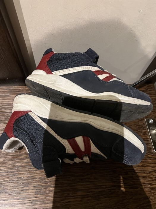 Маратонки 27 номер