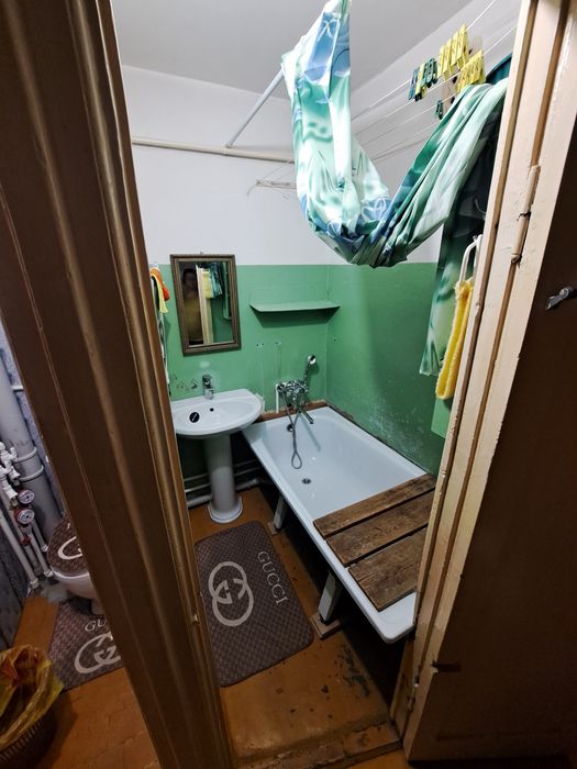 Сдаётся 2 комнатная квартира