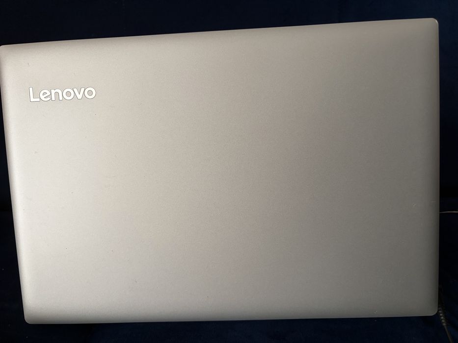 Lenovo IdeaPad 330 – Celeron N4000 – 4GB RAM – stare foarte bună