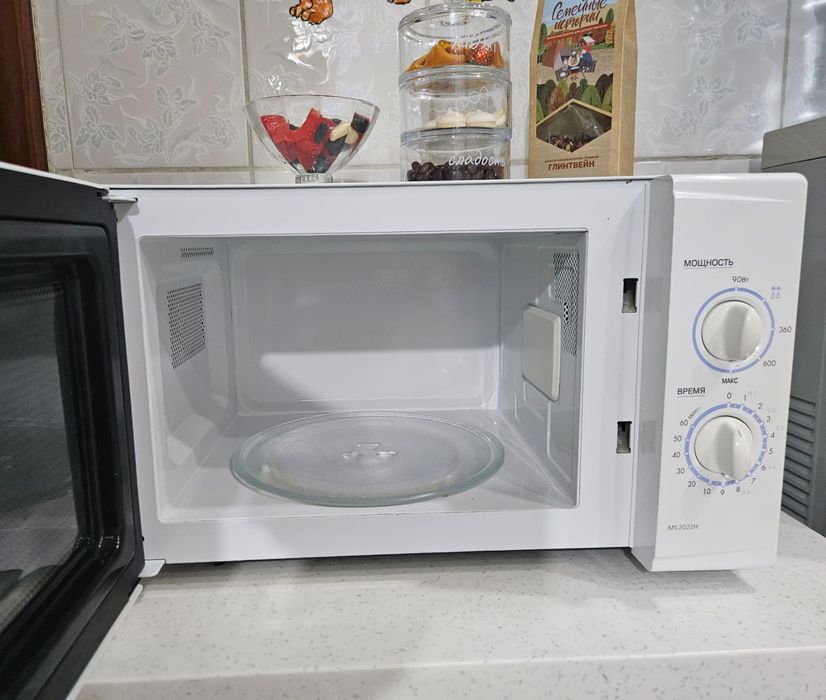 Микроволновка LG бу