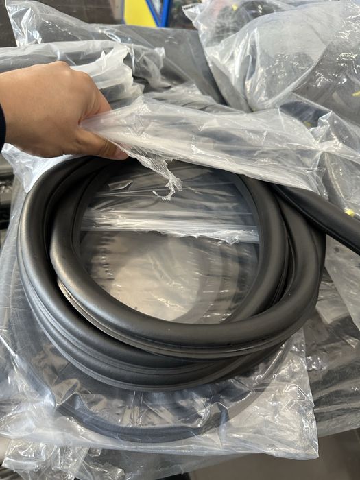 Toyota Camry 50-55 Уплотнители дверей, окон, дверные арки