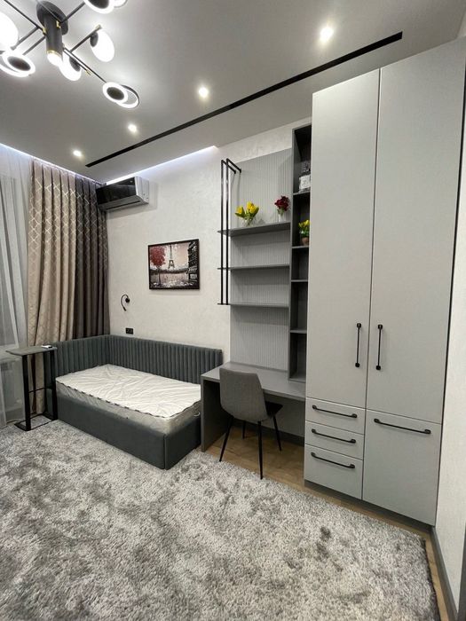 Arenda -Navastroyka 3 xona, Aloy bozori yonida