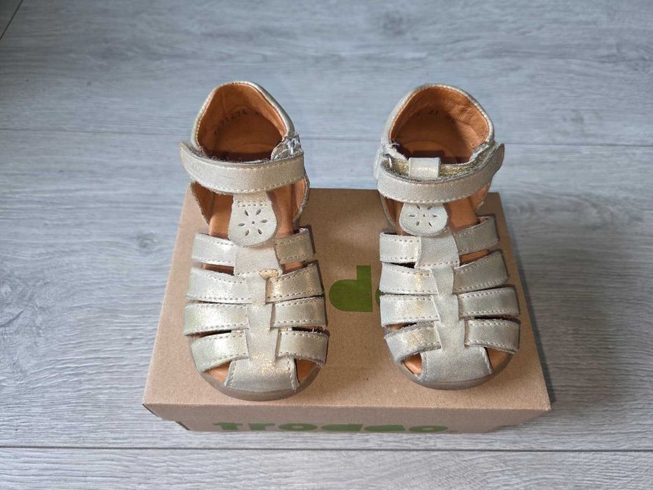 Sandale fete Froddo piele auriu Marime 21