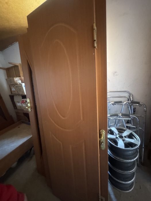 Есіктер сатылады 4000 т