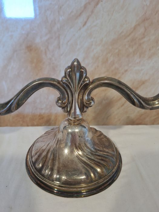 Стариннен сребърен свещник 800