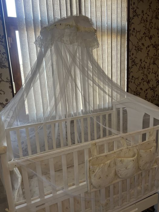 Детский кроват и колибел