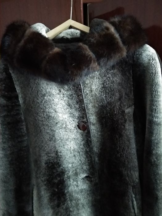 Продам шубу мутоновую