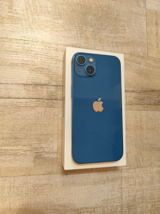 Телефон Ipnone 13