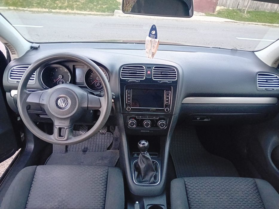 Dezmembrez vw Golf 6 benzina!!!
